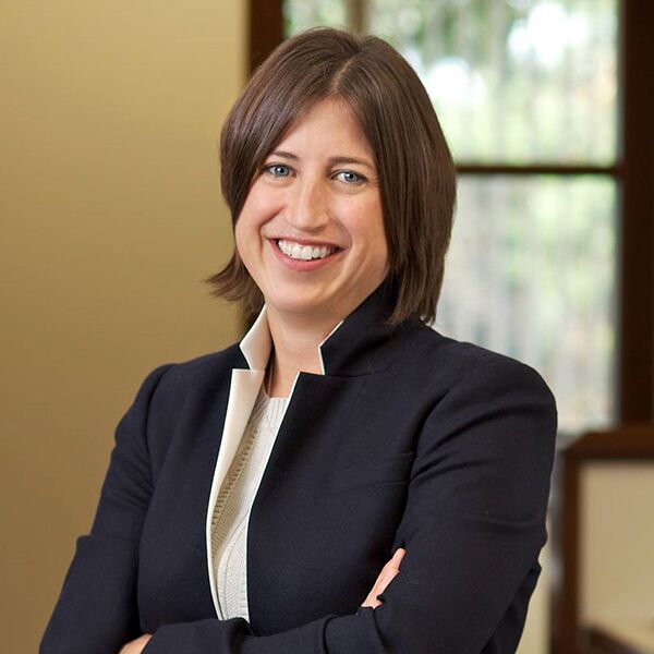 Nicole Sennett, Managing Director, CRPC®